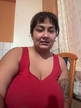 Snapshot of Madsion23 chatting on 12-27-24, 03:37 Madsion23 online show from 12-27-24, 03:37