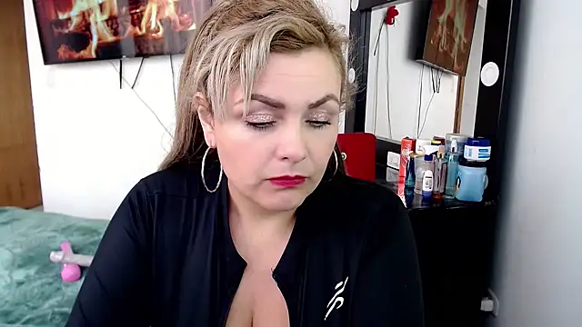 Melisa mcarthy online show from 02-10-25, 10:30