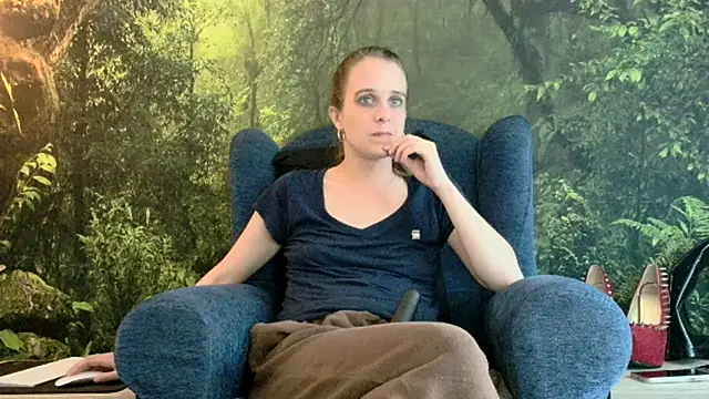 LadyChantale online show from 03-20-25, 05:58