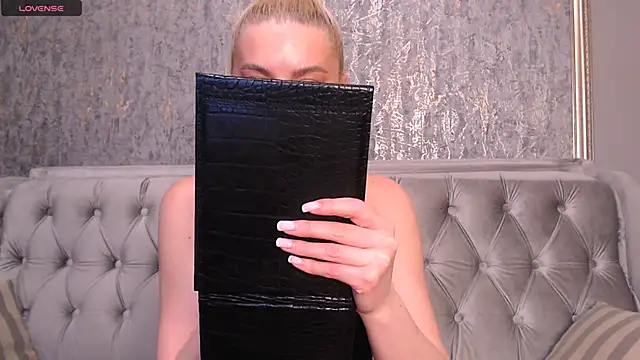 BlondieStar online show from 02-27-26, 10:32