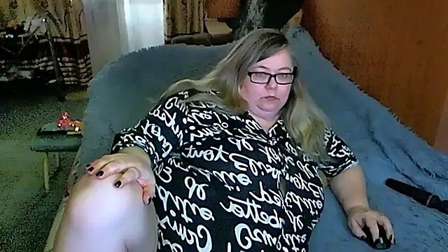 Snapshot of sex2 chatting on 02-26-25, 01:43 sex2 online show from 02-26-25, 01:43