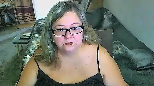 Snapshot of sex2 chatting on 10-30-25, 02:35 sex2 online show from 10-30-25, 02:35