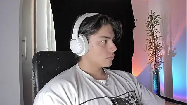 Giordano Russo online show from 04-26-26, 04:26