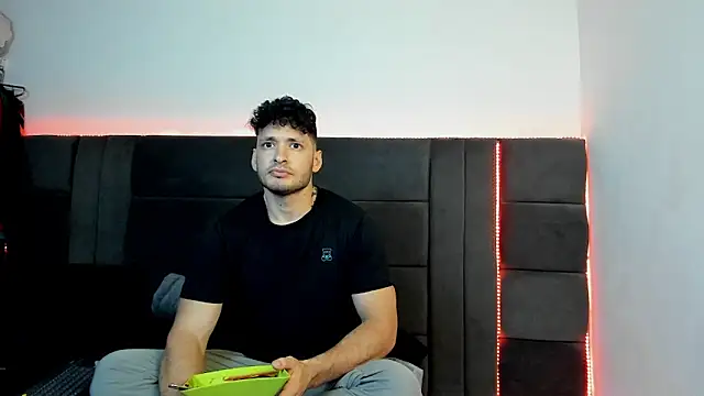 alejandro  2 online show from 01-31-26, 07:11