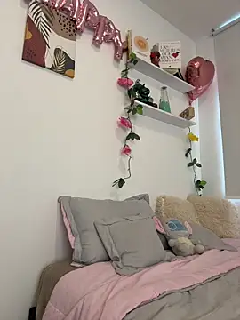 oriana zoeee online show from 11-07-25, 09:59