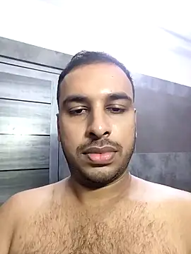 Snapshot of vishnuvinod_india chatting on 10-10-25, 12:15 vishnuvinod india online show from 10-10-25, 12:15