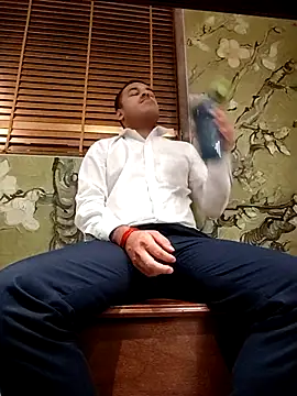 Snapshot of vishnuvinod_india chatting on 01-17-26, 01:05 vishnuvinod india online show from 01-17-26, 01:05