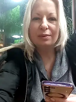 Arina smiles online show from 12-27-24, 06:53