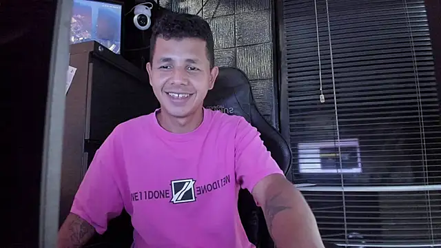 boy bigcock24cm online show from 07-28-26, 10:20