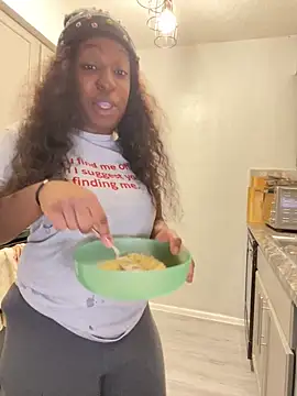 tokyopetitexx online show from 12-17-25, 04:13