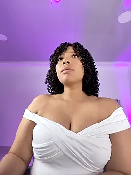 DannaBerry online show from 10-27-25, 03:38