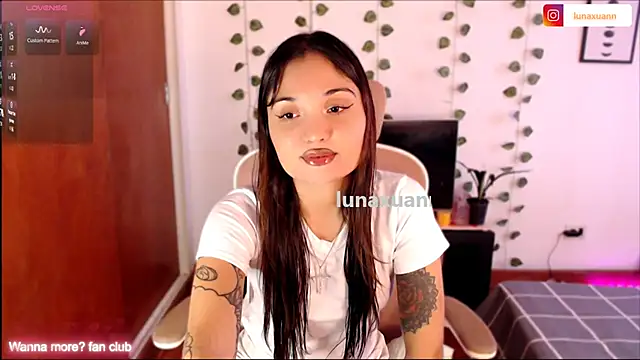 LunaXuan online show from 05-13-26, 09:00