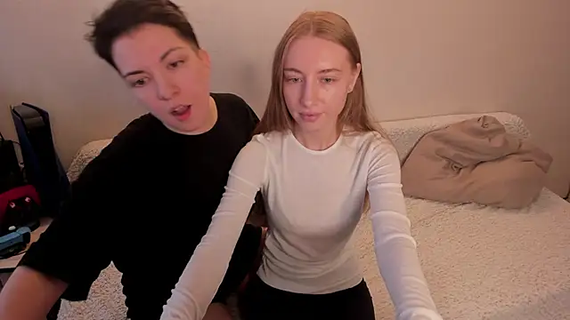 secret dreams   online show from 02-22-25, 11:24