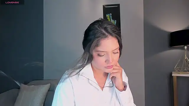 NinaMichelle online show from 04-23-26, 06:21