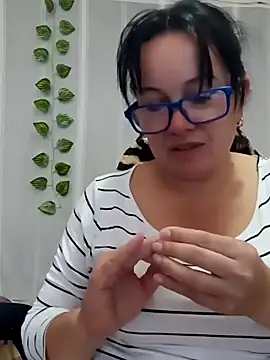 Sonialorens  online show from 01-25-25, 06:46