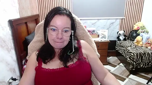 Sonialorens  online show from 04-20-26, 03:37