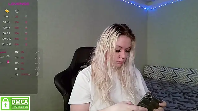 Snapshot of elven_dreams_ chatting on 01-21-25, 08:08 elven dreams online show from 01-21-25, 08:08