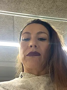 angelitasexy81 online show from 10-27-25, 04:44