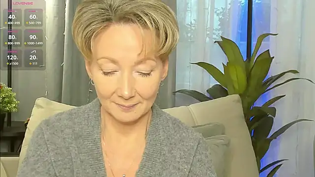 AkexandraFix online show from 02-10-26, 01:48