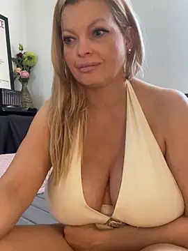 Lisavontease online show from 05-30-26, 02:58