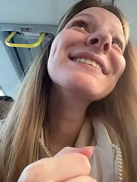 MaryHiggins online show from 04-20-26, 04:32