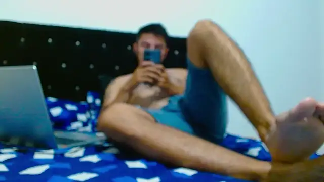 Snapshot of jimmy_scoot chatting on 12-22-24, 03:44 jimmy scoot online show from 12-22-24, 03:44