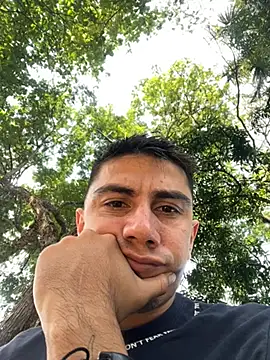 Snapshot of jimmy_scoot chatting on 03-15-26, 08:15 jimmy scoot online show from 03-15-26, 08:15