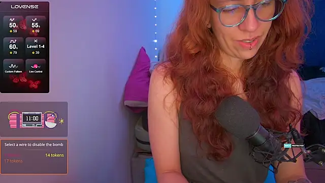 Snapshot of thecherry_Paulette chatting on 06-17-26, 02:25 thecherry Paulette online show from 06-17-26, 02:25