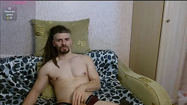 Aestheticguy101 online show from 11-24-25, 06:51