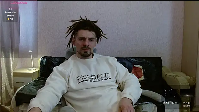Aestheticguy101 online show from 04-13-26, 01:49