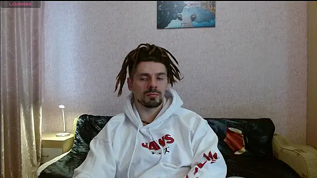 Aestheticguy101 online show from 04-14-26, 09:37