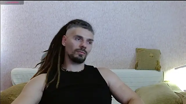 Snapshot of Aestheticguy101 chatting on 07-06-26, 04:31 Aestheticguy101 online show from 07-06-26, 04:31