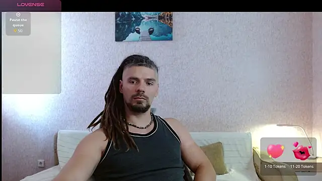 Snapshot of Aestheticguy101 chatting on 07-15-26, 07:57 Aestheticguy101 online show from 07-15-26, 07:57