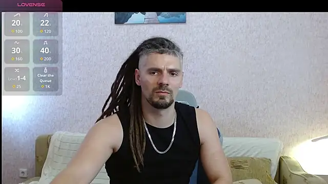 Snapshot of Aestheticguy101 chatting on 07-28-26, 03:21 Aestheticguy101 online show from 07-28-26, 03:21