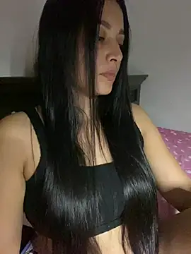 Snapshot of vellaAngel chatting on 12-12-24, 03:54 vellaAngel online show from 12-12-24, 03:54