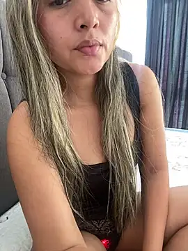 Snapshot of vellaAngel chatting on 01-12-25, 03:36 vellaAngel online show from 01-12-25, 03:36