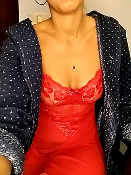 Snapshot of megan2021 chatting on 10-19-25, 12:28 megan2021 online show from 10-19-25, 12:28