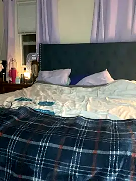 Snapshot of Stonedfairy710 chatting on 11-21-25, 05:28 Stonedfairy710 online show from 11-21-25, 05:28