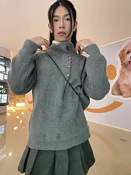 Snapshot of CrytinaSissyCrossdress chatting on 12-21-24, 01:21 CrytinaSissyCrossdress online show from 12-21-24, 01:21