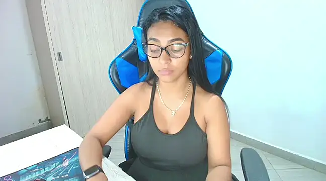 Snapshot of sophiax-x chatting on 01-31-25, 07:18 sophiax-x online show from 01-31-25, 07:18