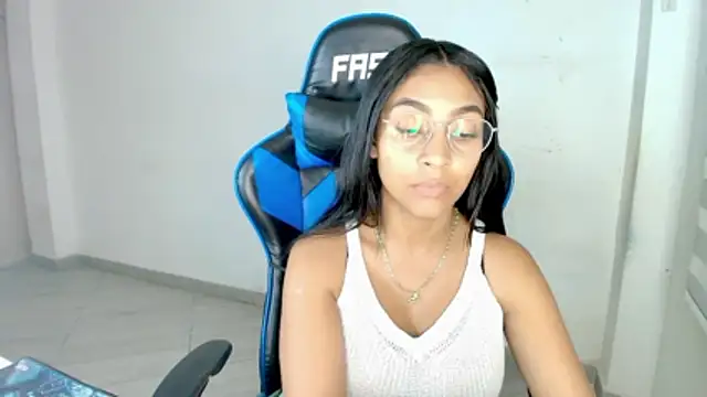 sophiax-x online show from 02-19-26, 01:12