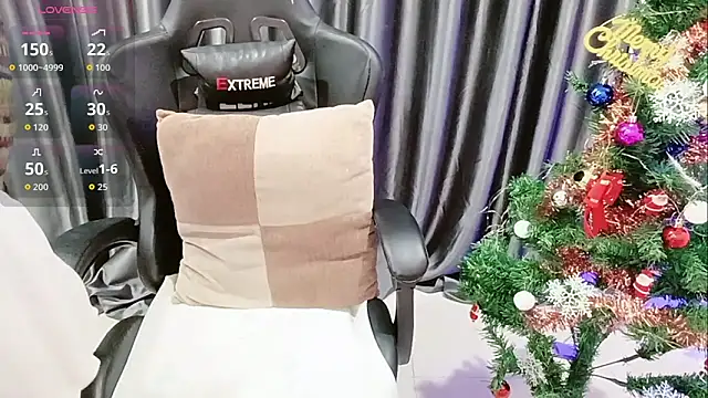 Yuki-yio online show from 12-18-25, 01:11