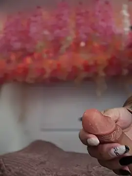 Snapshot of seraphine23 chatting on 03-07-26, 09:56 seraphine23 online show from 03-07-26, 09:56