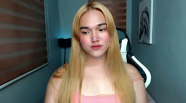 MoaningKylie online show from 01-21-25, 06:33