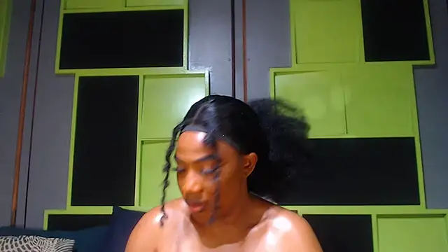 SexyAssDivaxxx online show from 10-19-25, 04:57