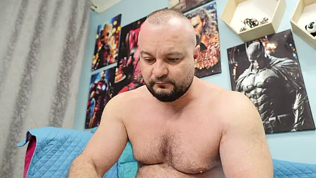 Snapshot of Muscle_Bear chatting on 03-15-25, 05:52 Muscle Bear online show from 03-15-25, 05:52