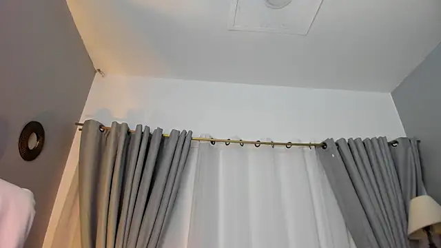 Galilea Fox online show from 12-14-25, 04:12