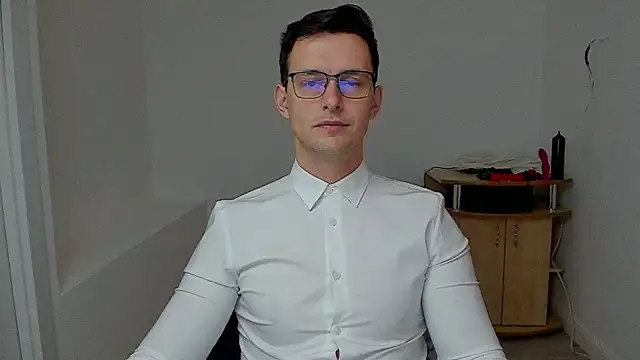 sexxymuscles4u online show from 01-20-25, 09:03