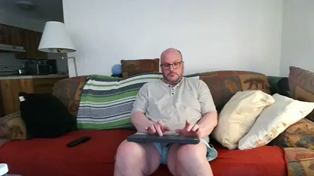 Ursulet US online show from 06-13-26, 12:08