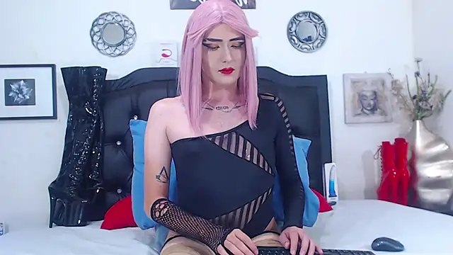 TokyoEvanss online show from 12-15-25, 01:54